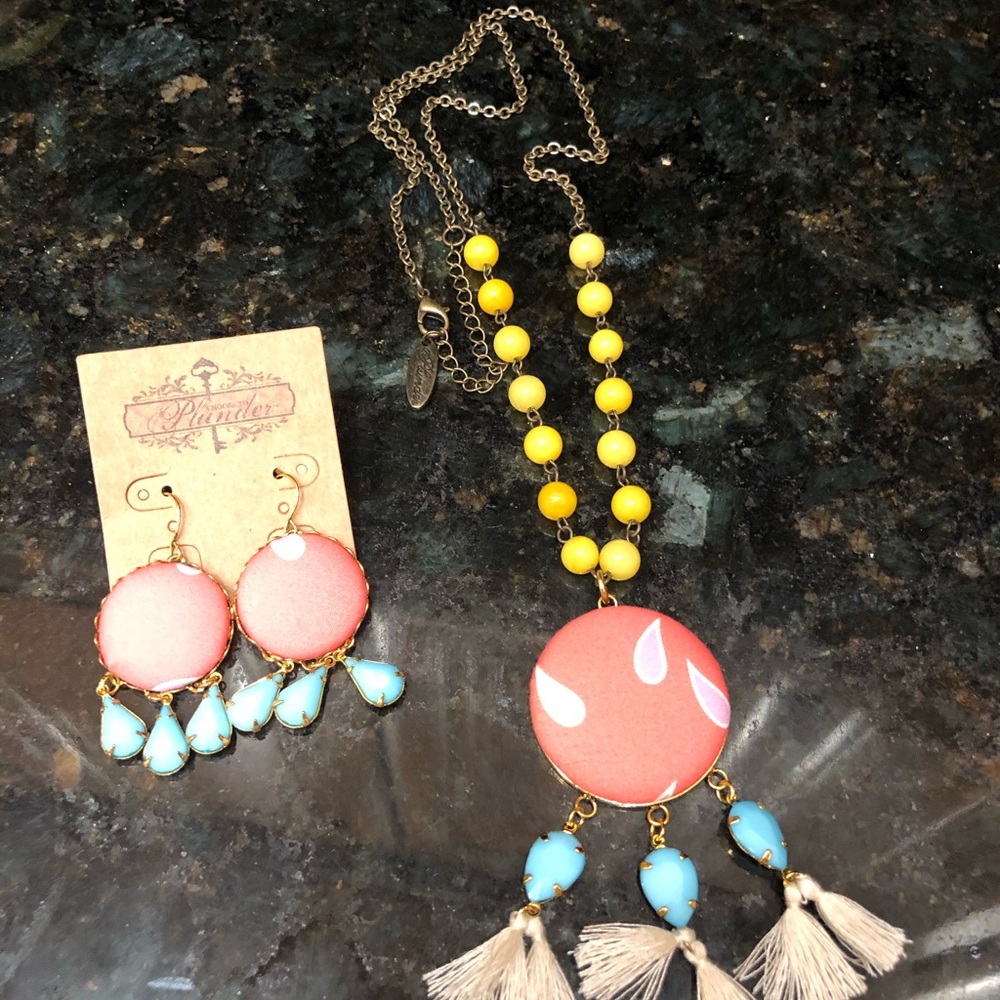 Plunder Necklace and Earring Set